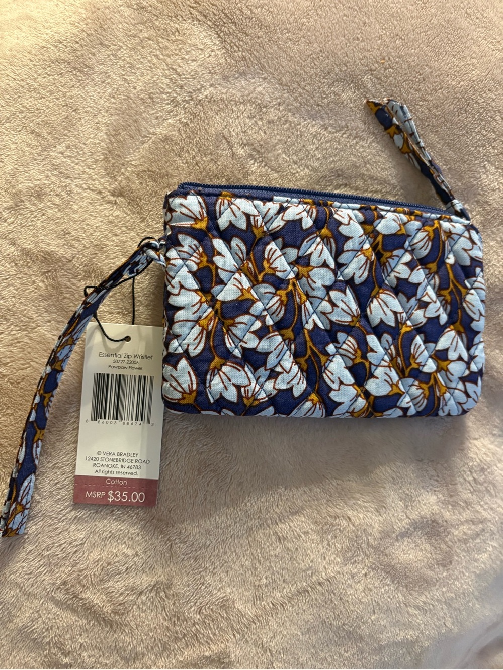 Vera Bradley Zip Floral Quilted Wristlet New